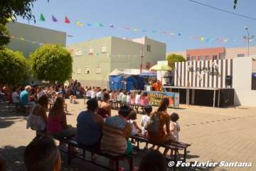 Espectáculo de aves exóticas de Paco Pluma en El Caracol (Foto Francisco Javier Santana)